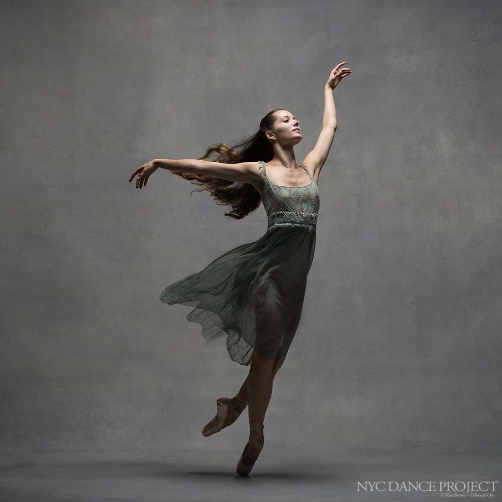 inspiring-series-of-photos-shows-how-stunningly-graceful-dancers-are