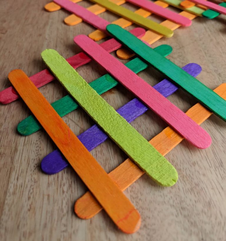 22 Clever And Fun Popsicle Stick Crafts For Kids – Sortra