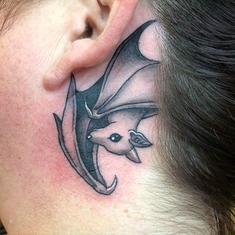 20+ Cool Bat Tattoos and Their Meanings