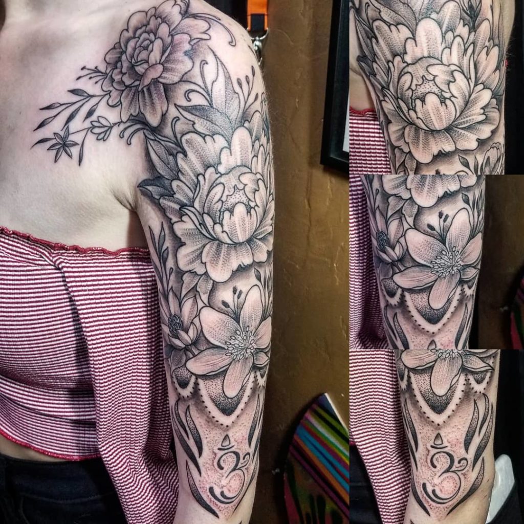 22 Awesome Floral Sleeve Tattoo Design Ideas