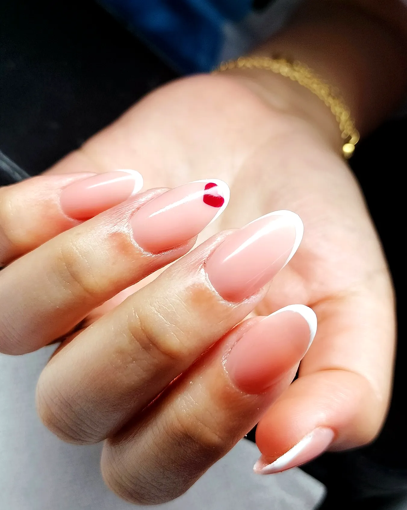 Charming Oval Shaped Ring Finger Heart Nails with Natural Base and Crisp White Tips