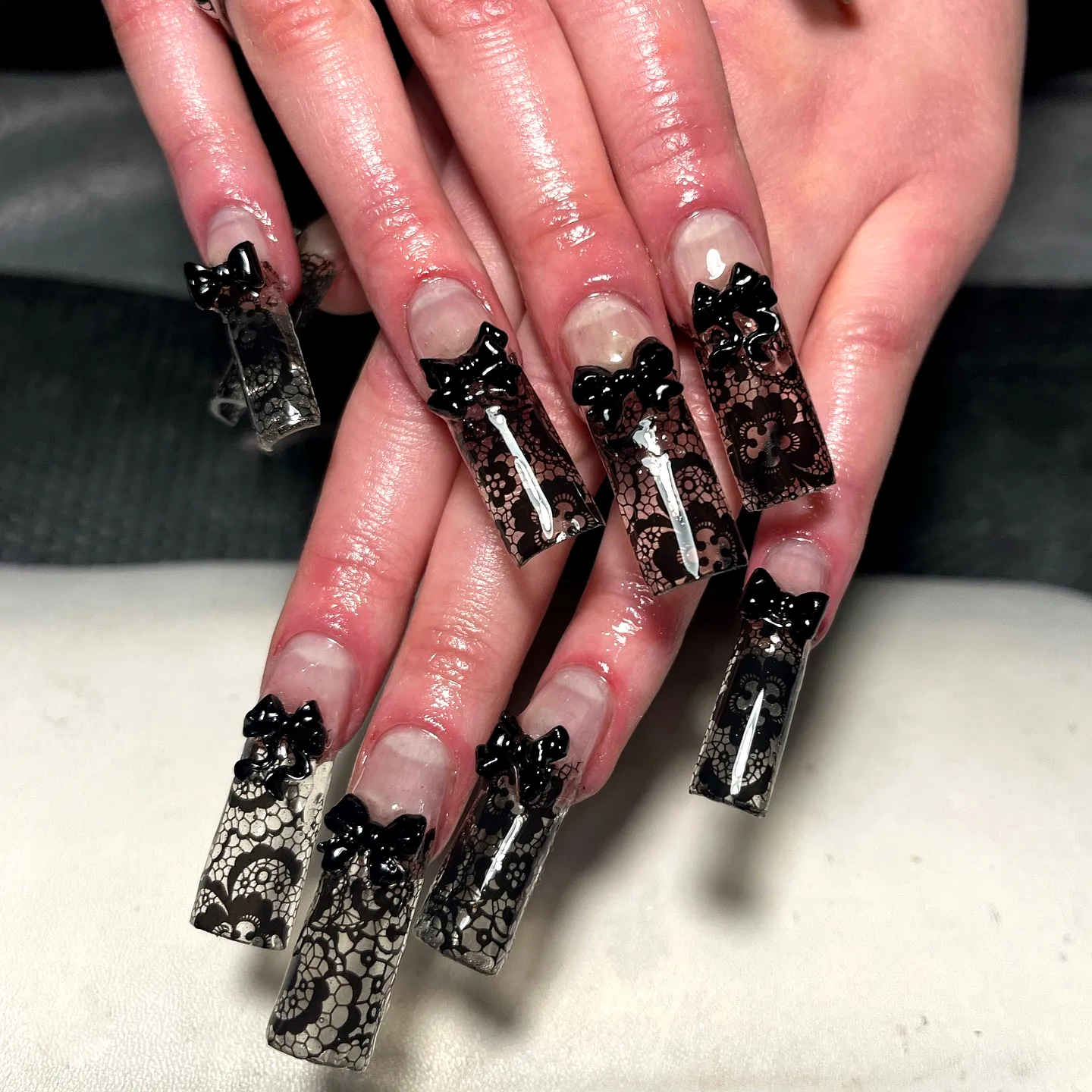 Chic Coffin Lace Nails in Black and Transparent with Elegant Bow Accents