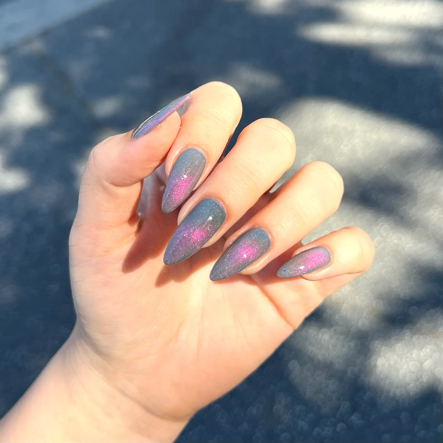 Chic Stiletto Gray Nails with Shimmering Pink Gradient and Glittery Finish